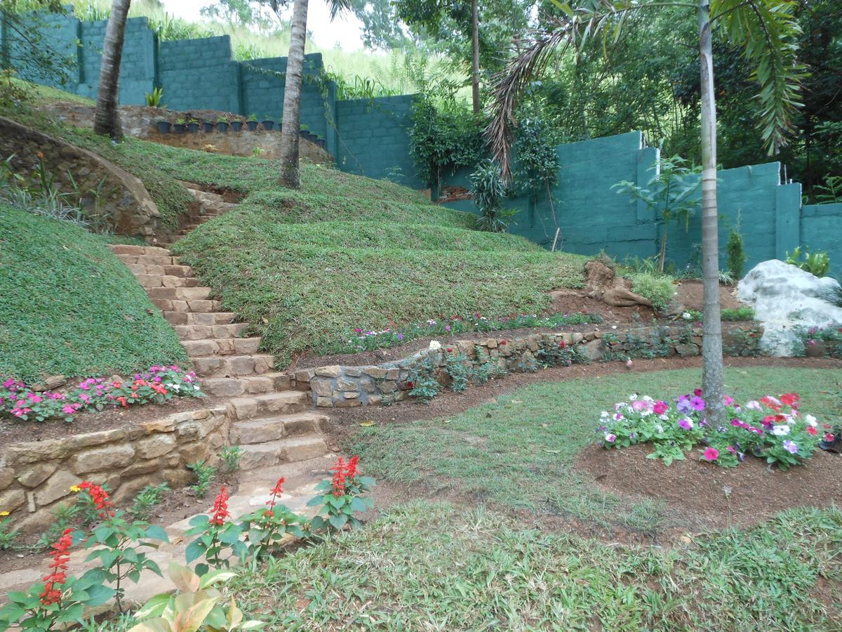 Lavender Hills Home Stay Канди Екстериор снимка